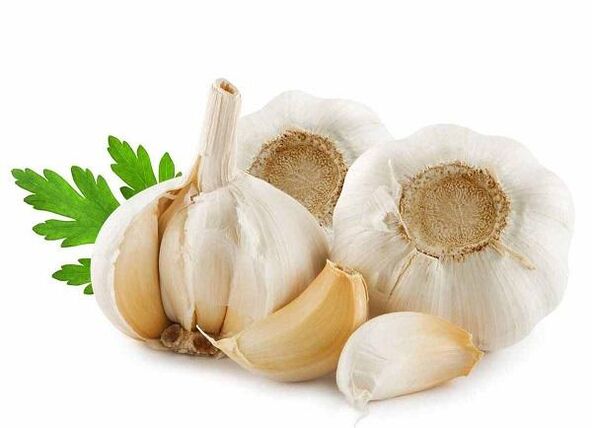 aglio per eliminare i parassiti